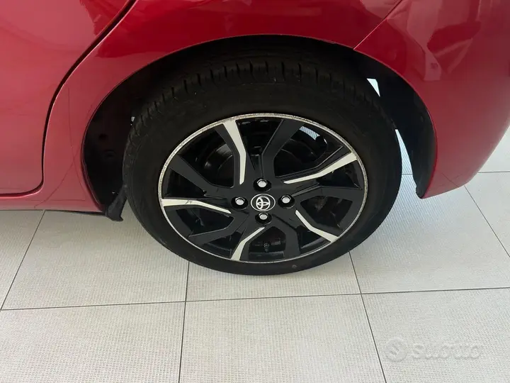 Toyota Yaris 2016 photo 3