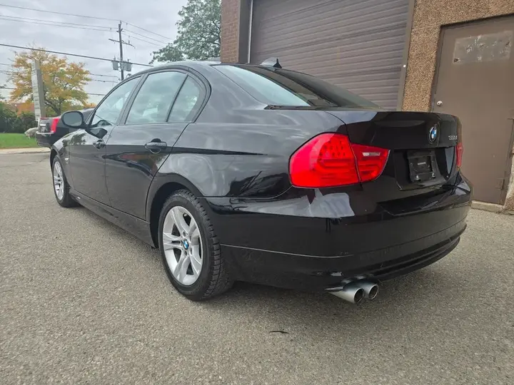 BMW 328I 2009 photo 3