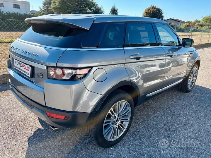 Land Rover Range Rover Evoque 2012 photo 4