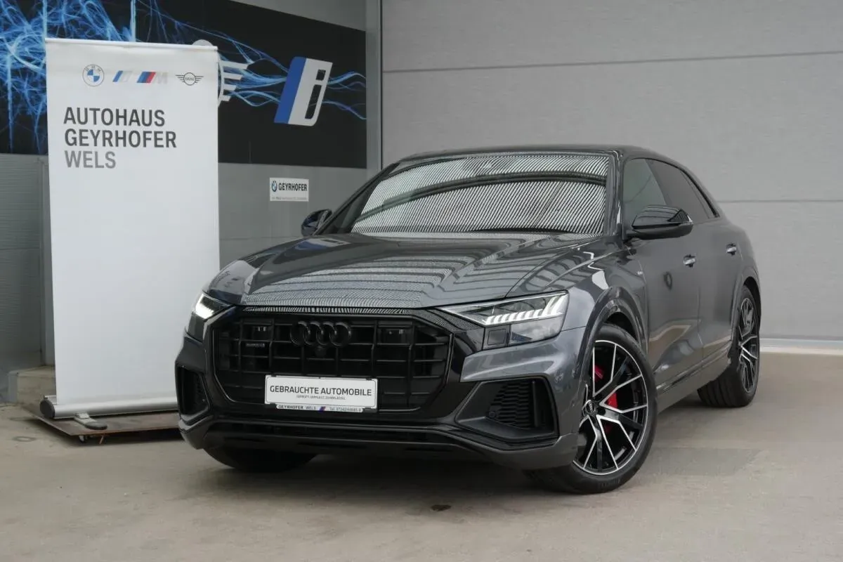 Audi Q8 2020 photo 2