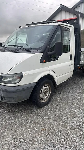 Ford Transit 350L Van 2005 photo 3