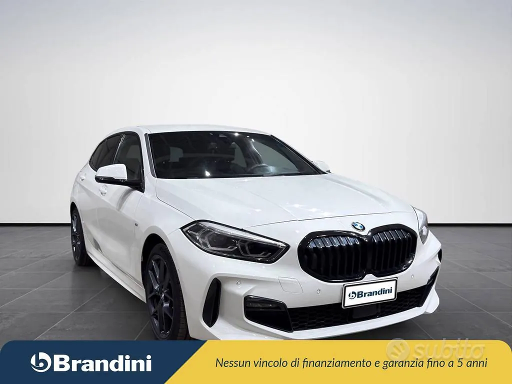 BMW 1 Series 2022 photo 4