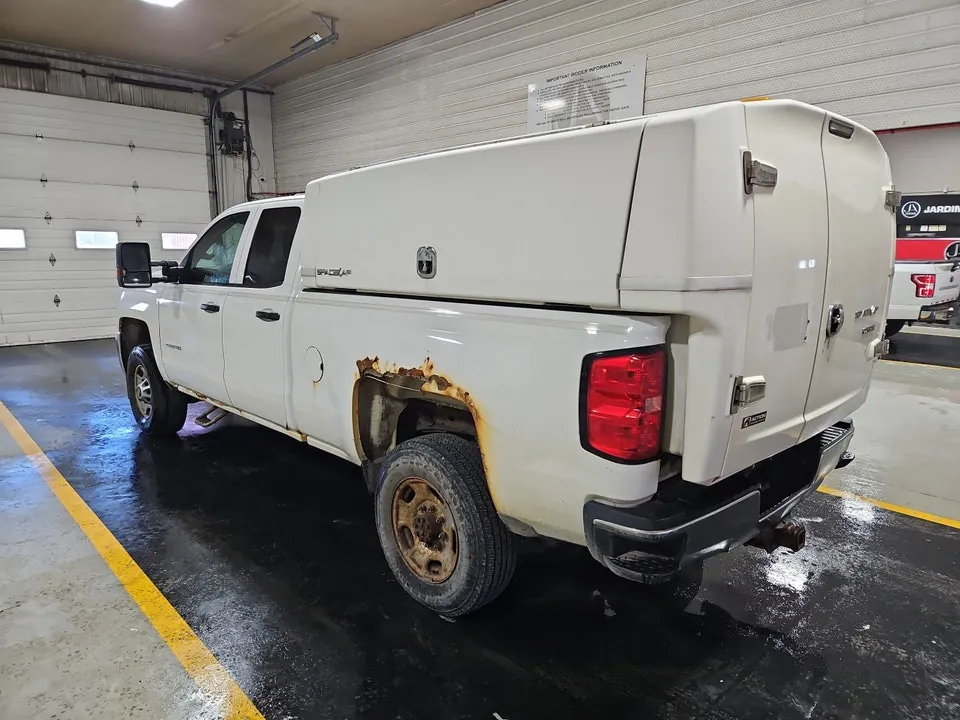 Chevrolet Silverado 2500Hd 2015 photo 3