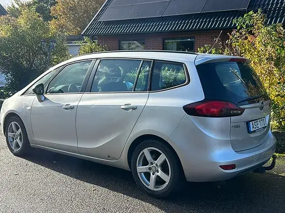 Opel Zafira Tourer 2014 photo 3
