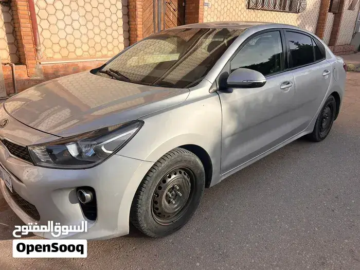Kia Rio 2018 photo 2
