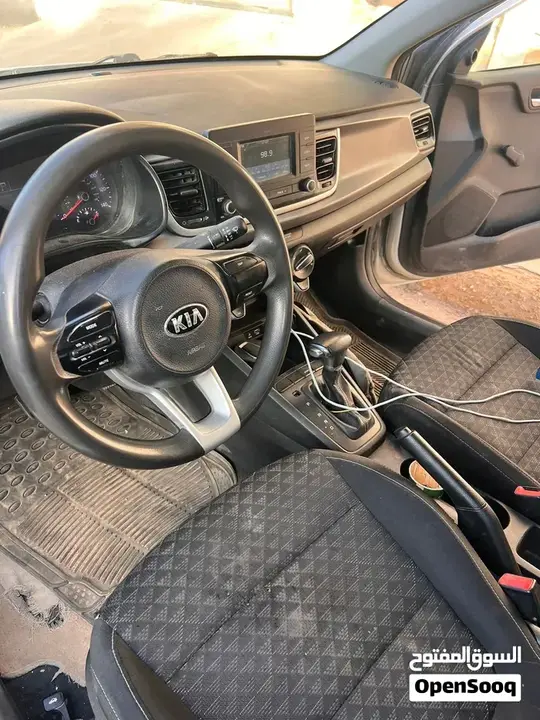 Kia Rio 2018 photo 3