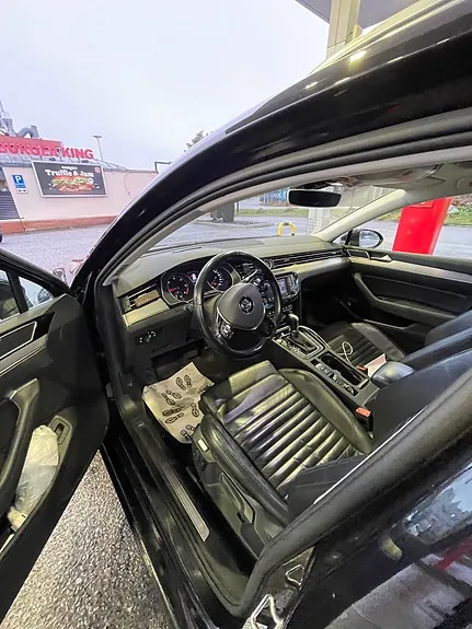 Volkswagen Passat 2015 photo 2