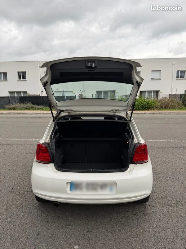 Volkswagen Polo 2011 photo 5