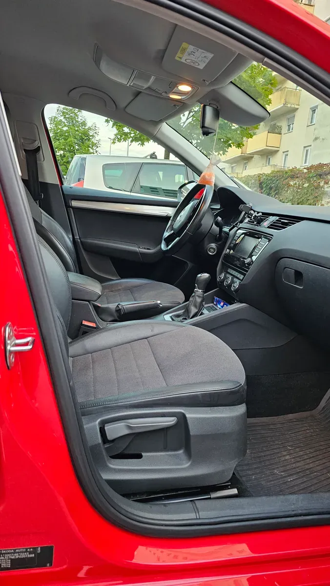 Skoda Octavia 2015 photo 3