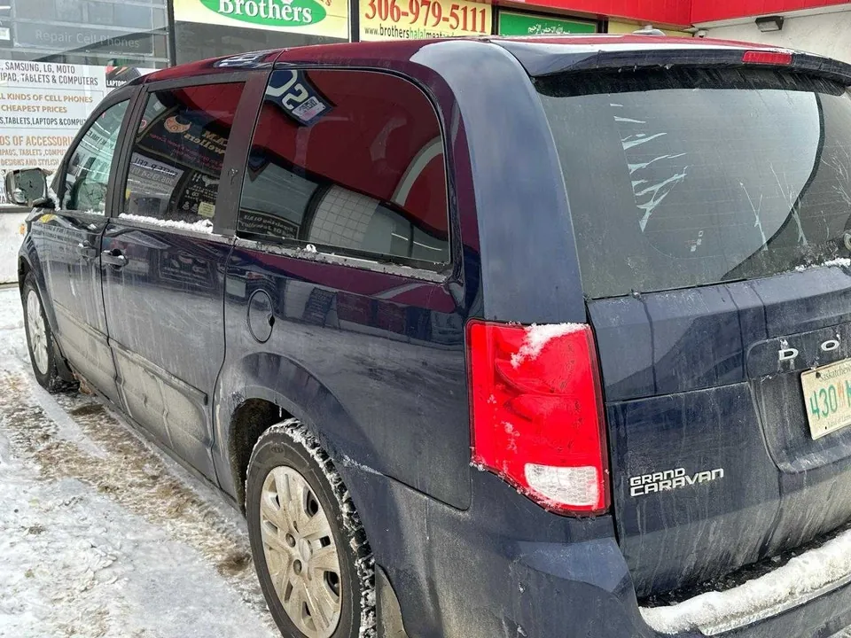 Dodge Grand Caravan 2014 photo 2