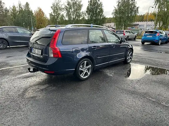 Volvo V50 2012 photo 3