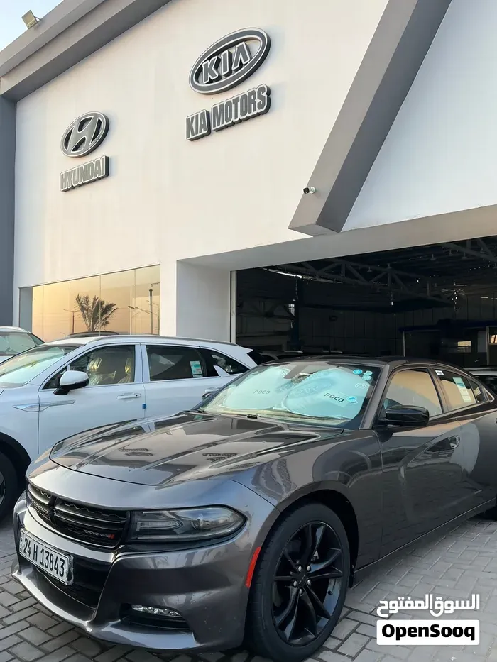 Dodge Charger 2021 photo 2