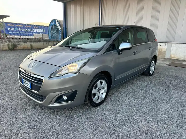 Peugeot 5008 2014 photo 2