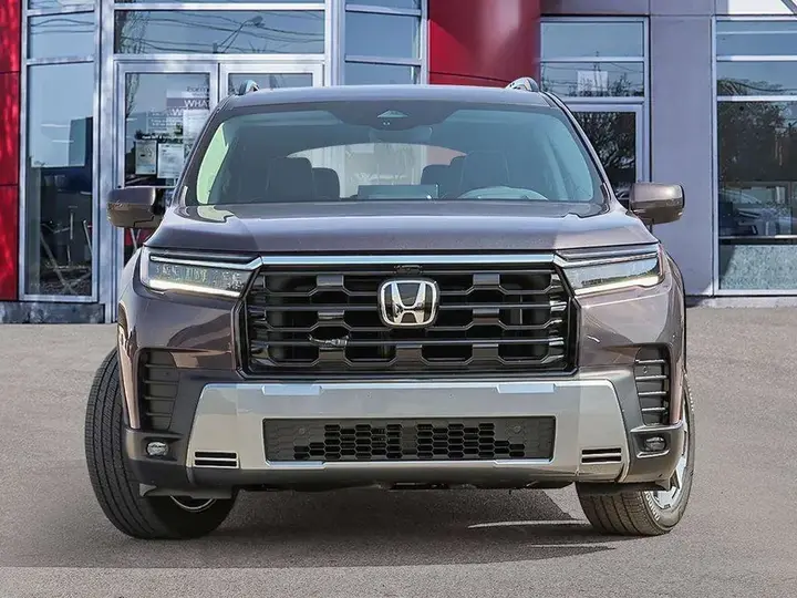 Honda Pilot 2026 photo 2