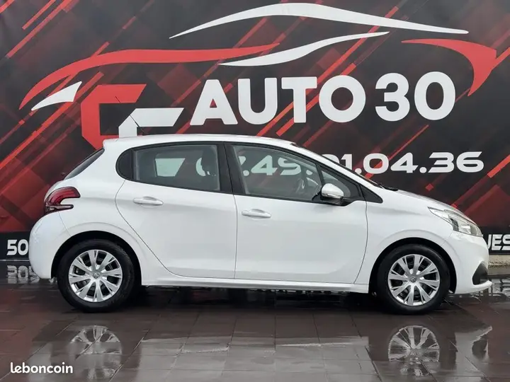 Peugeot 208 2020 photo 4