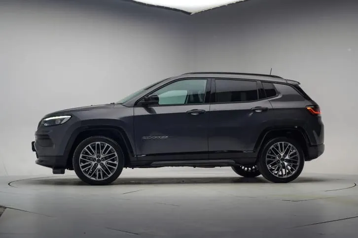 Jeep Compass 2025 photo 2