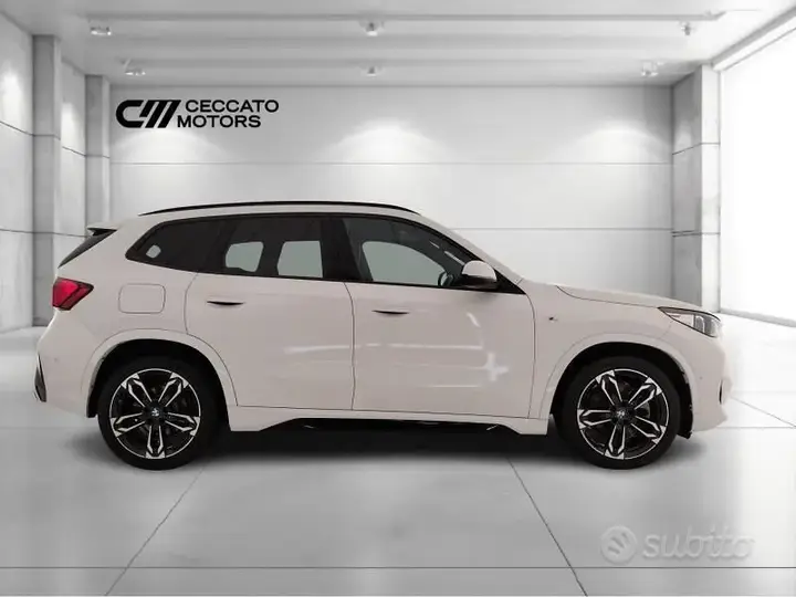 BMW X1 2023 photo 3