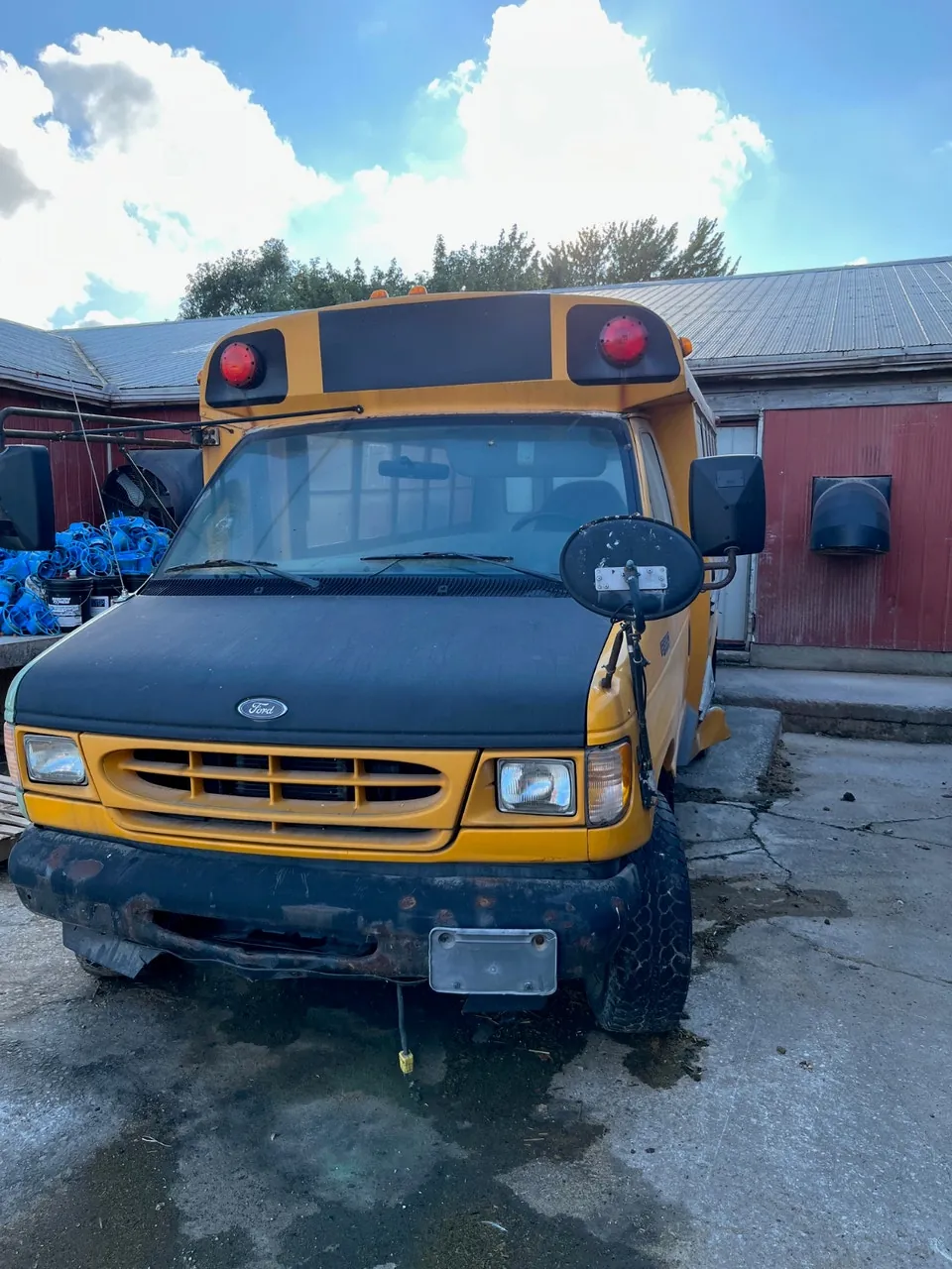 Ford E350
