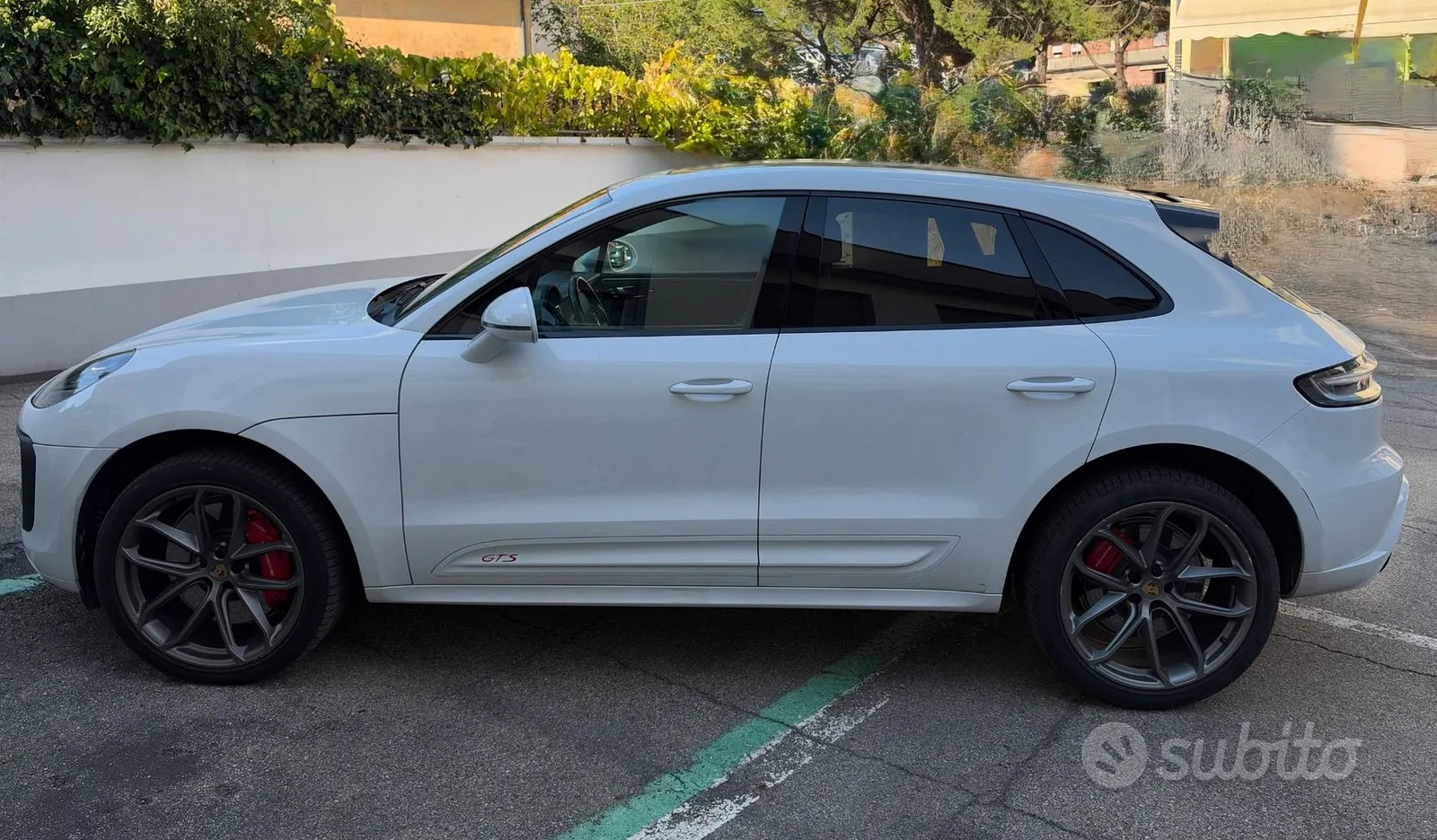 Porsche Macan 2023 photo 2