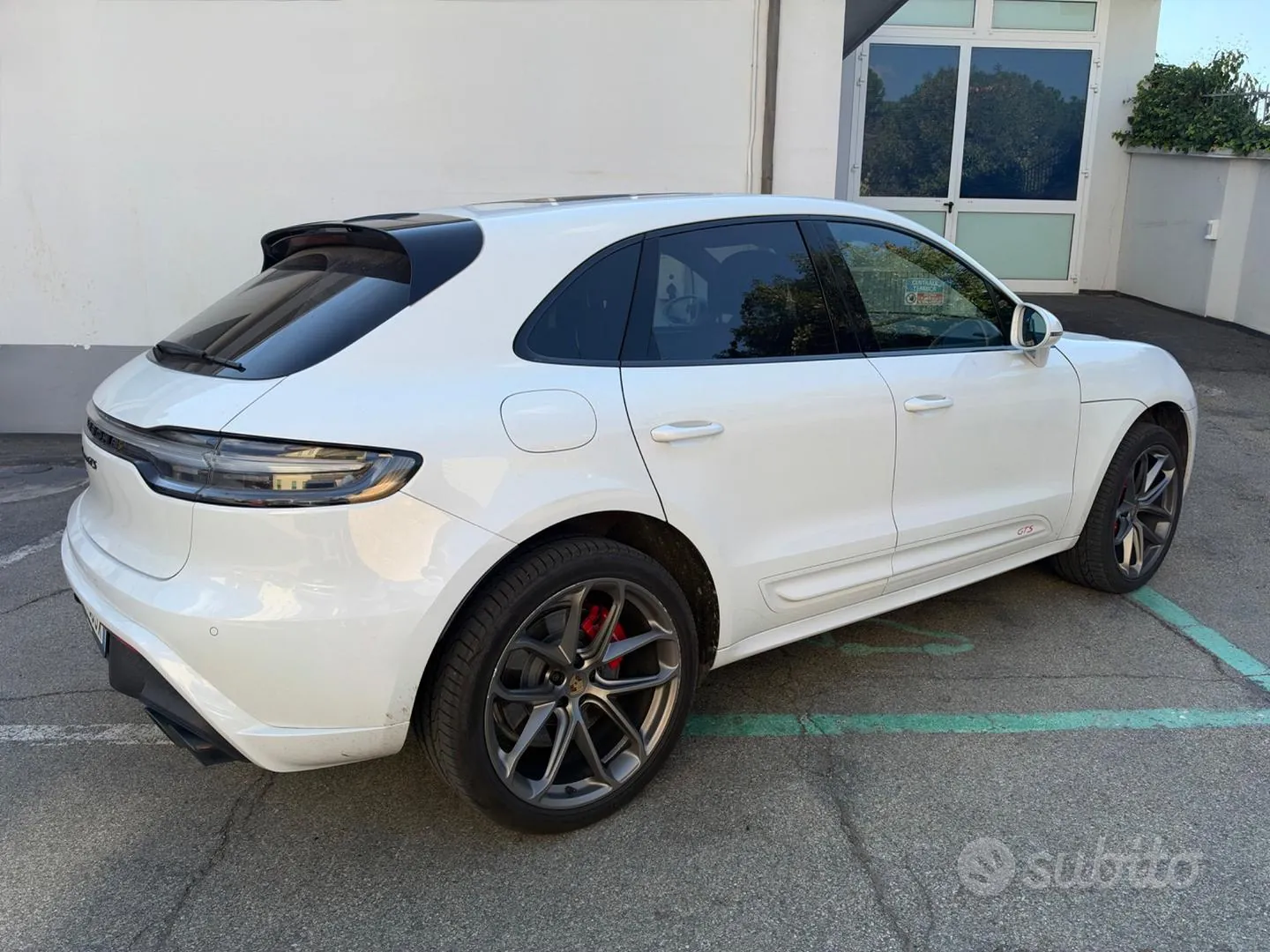 Porsche Macan 2023 photo 3