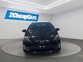 Toyota Aqua 2013 photo 3