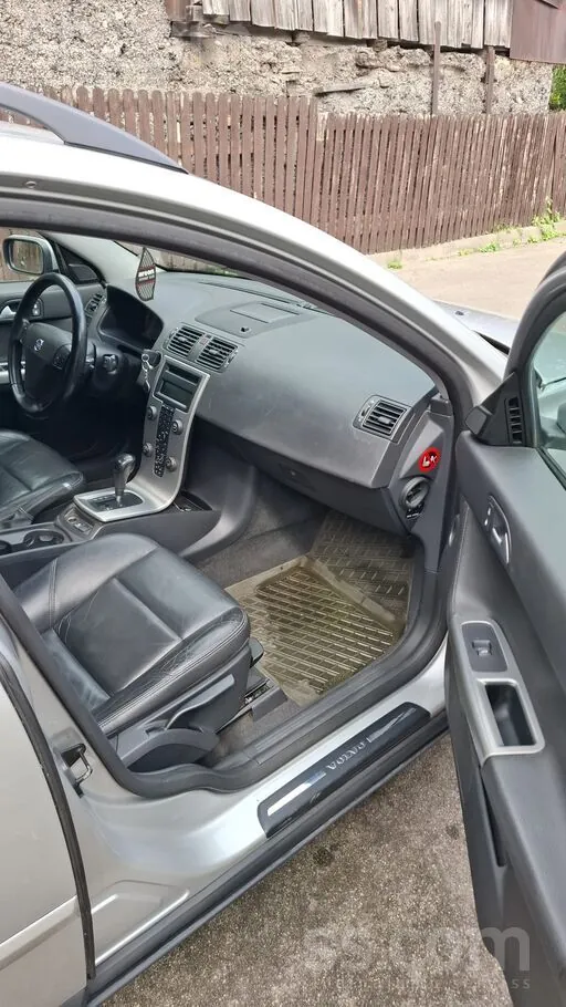 Volvo V50 2007 photo 4