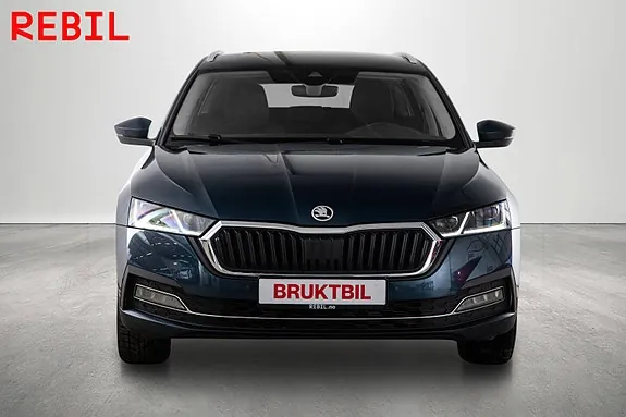 Skoda Octavia 2022 photo 3