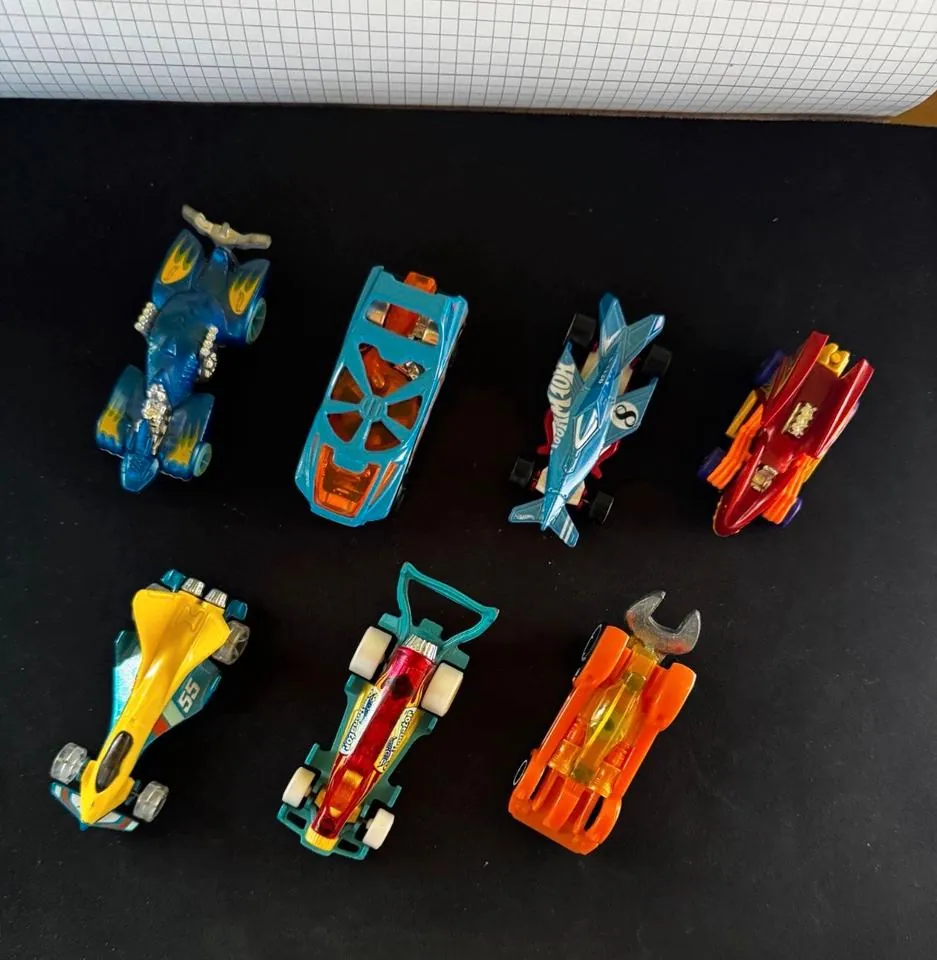 Hot Wheels Konvolut 7 Autos