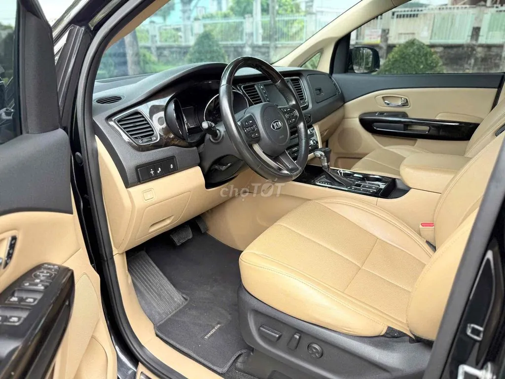 Kia Sedona 2019 photo 4