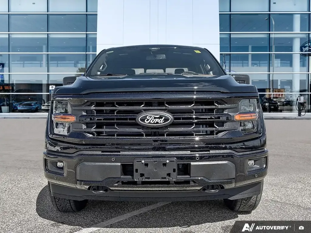 Ford F-150 2026 photo 2