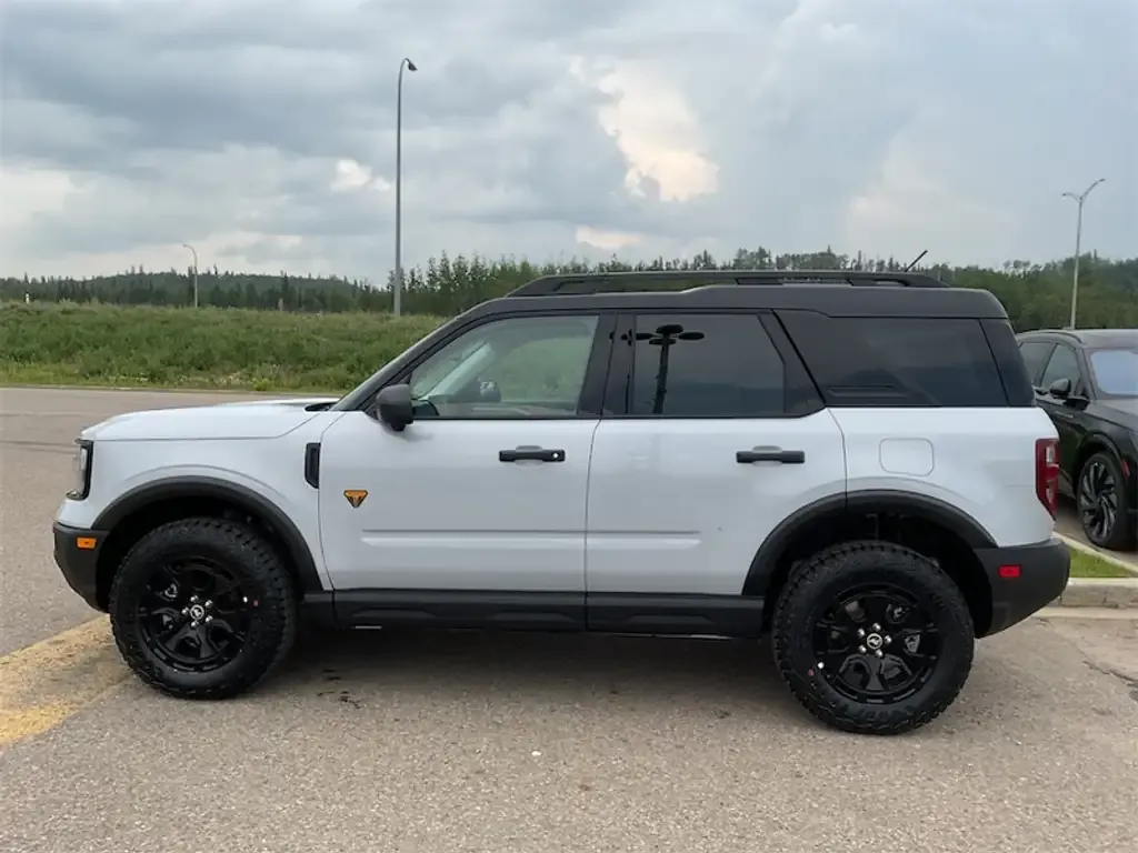 Ford Bronco Sport 2026 photo 2