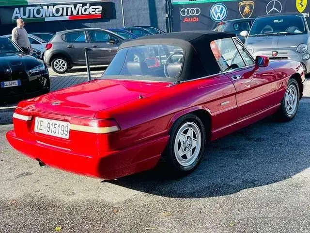 Alfa Romeo Spider 1992 photo 5