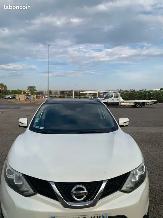 Nissan Qashqai 2017 photo 2
