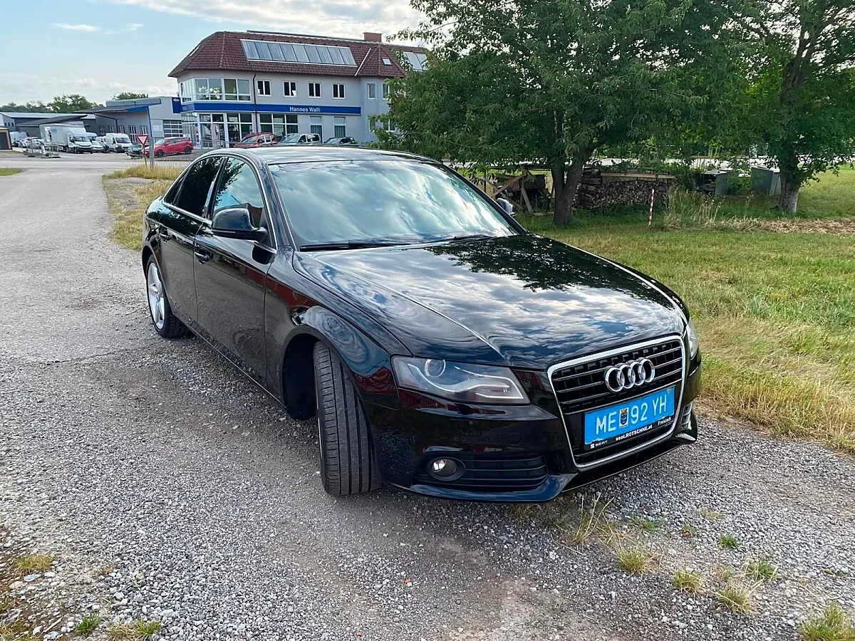 Audi A4 2009 photo 3