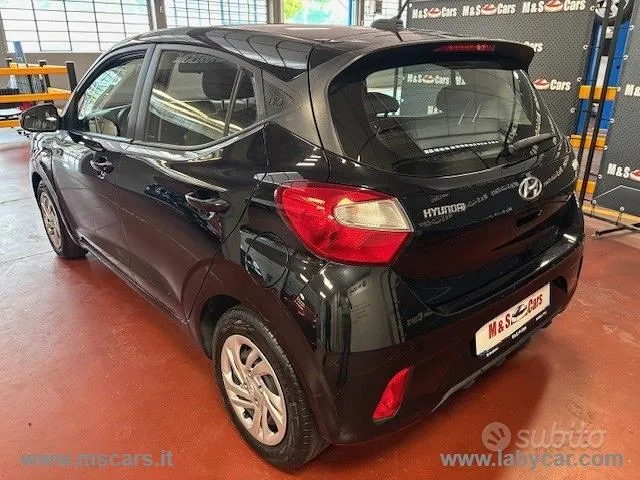 Hyundai I10 2022 photo 2