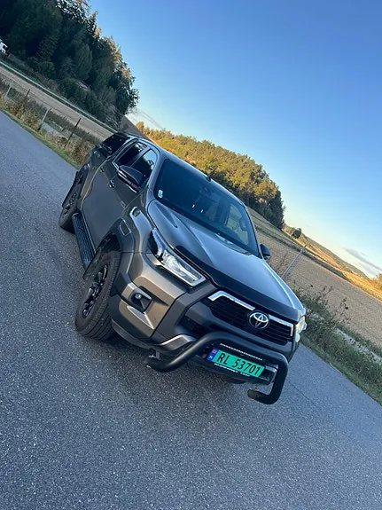 Toyota Hilux 2021 photo 3