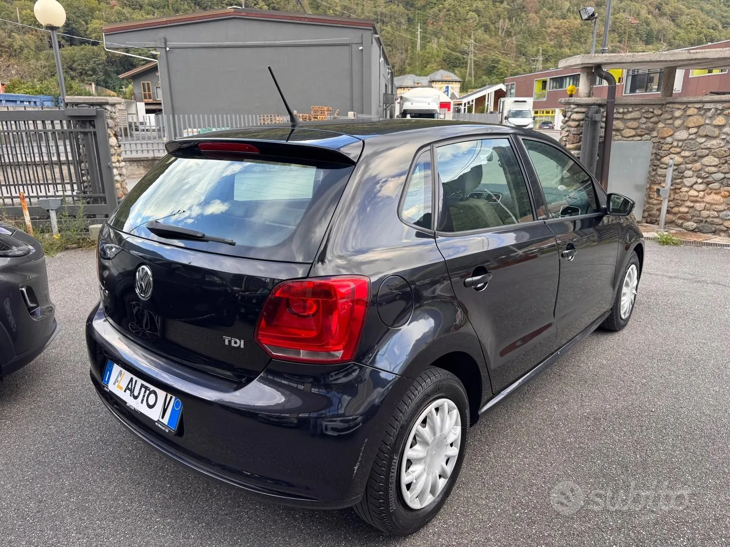 Volkswagen Polo 2010 photo 4