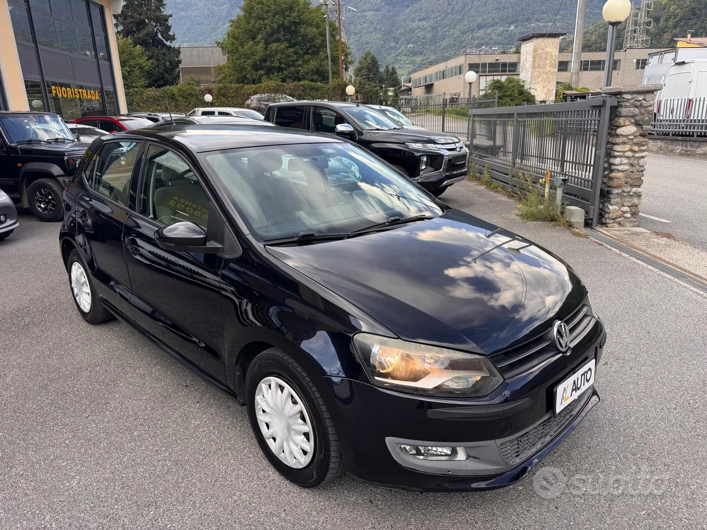 Volkswagen Polo 2010 photo 3
