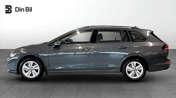 Volkswagen Golf I 2026 photo 2