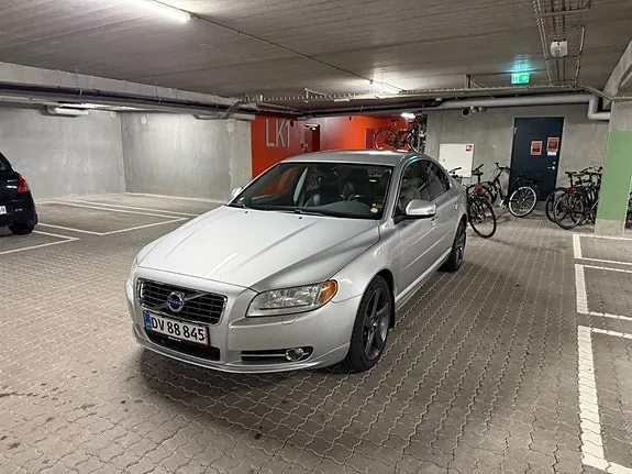 Volvo S80