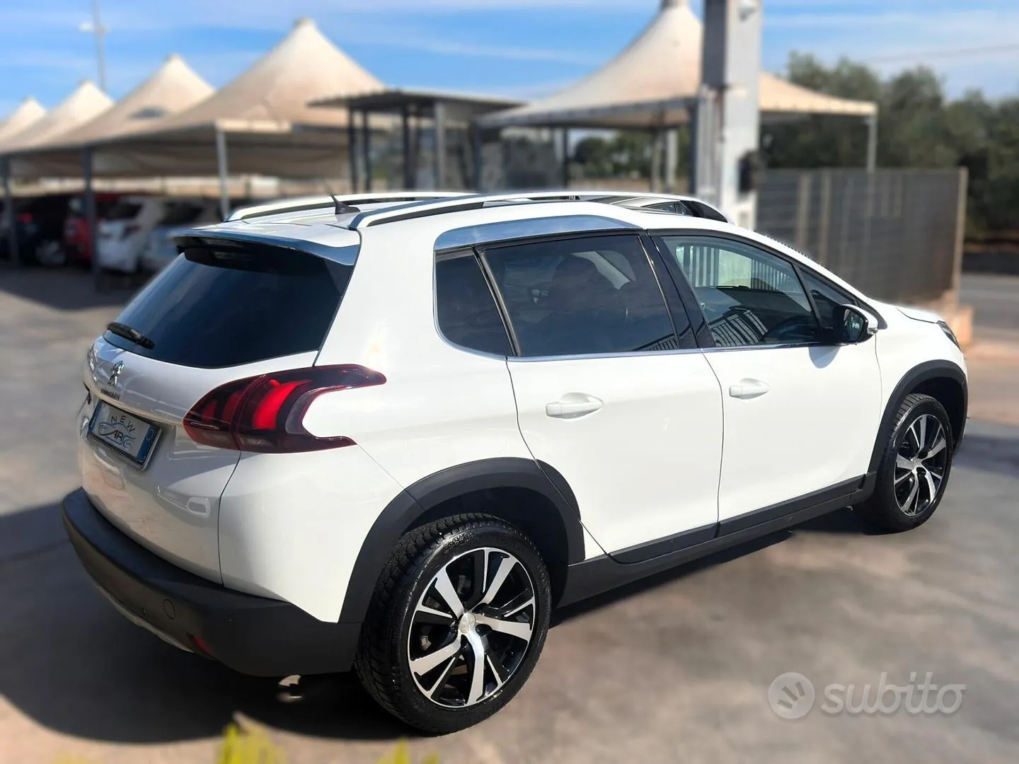 Peugeot 2008 2017 photo 4