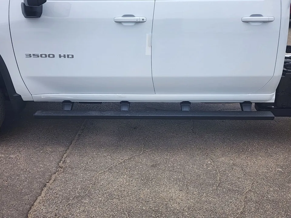 Chevrolet Silverado 3500Hd 2026 photo 4