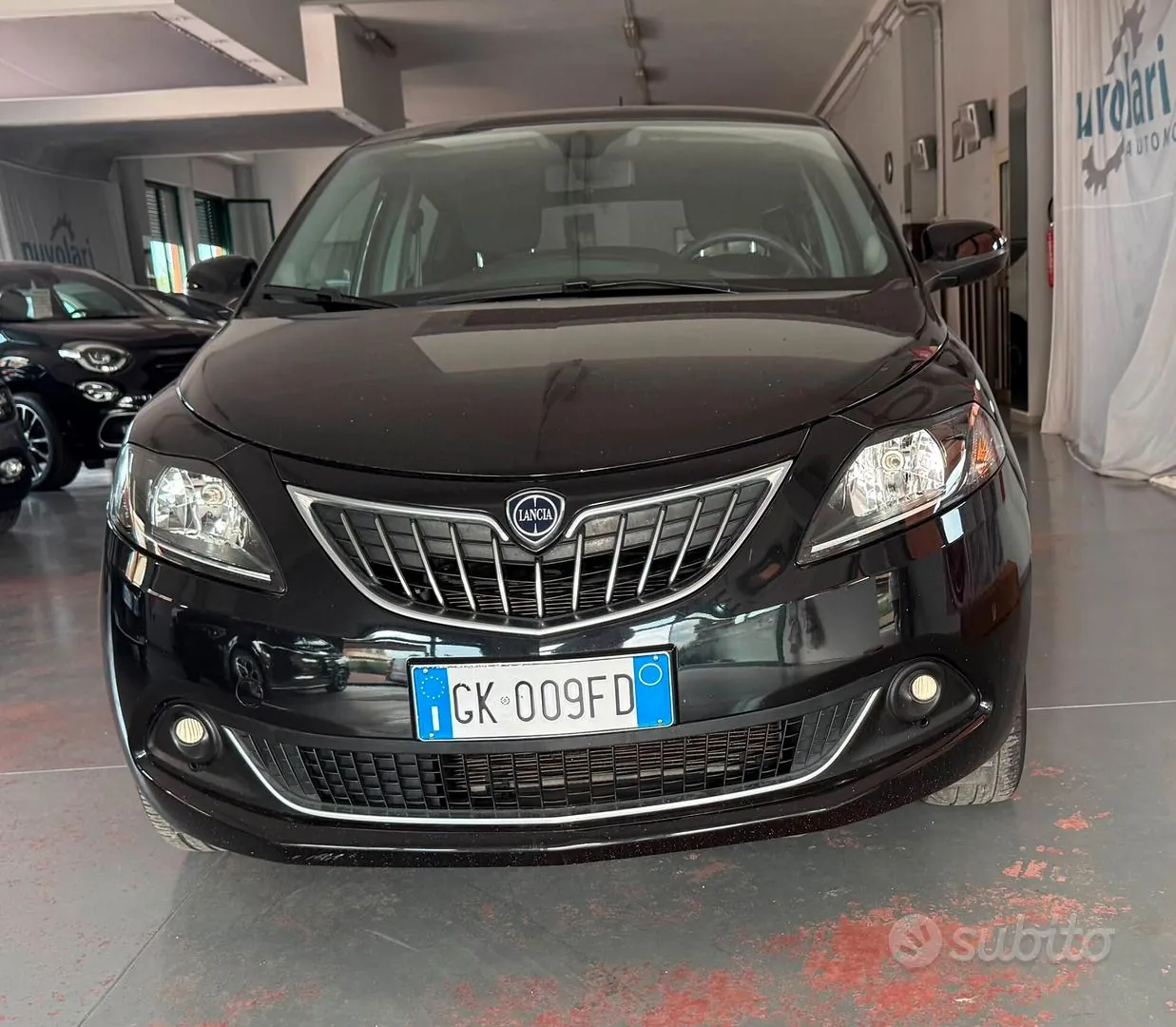 Lancia Ypsilon