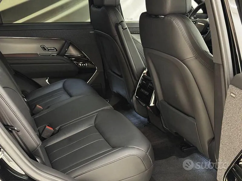 Land Rover Range Rover Sport 2025 photo 5