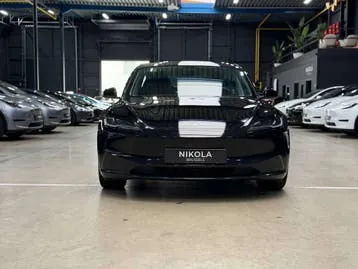 Tesla Model 3 2024 photo 2