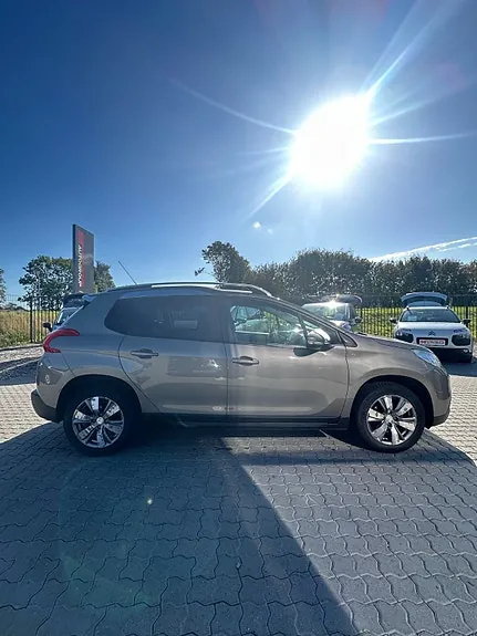 Peugeot 2008 2015 photo 2