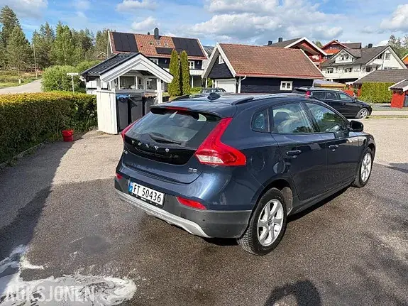 Volvo V40 Cross Country 2015 photo 4