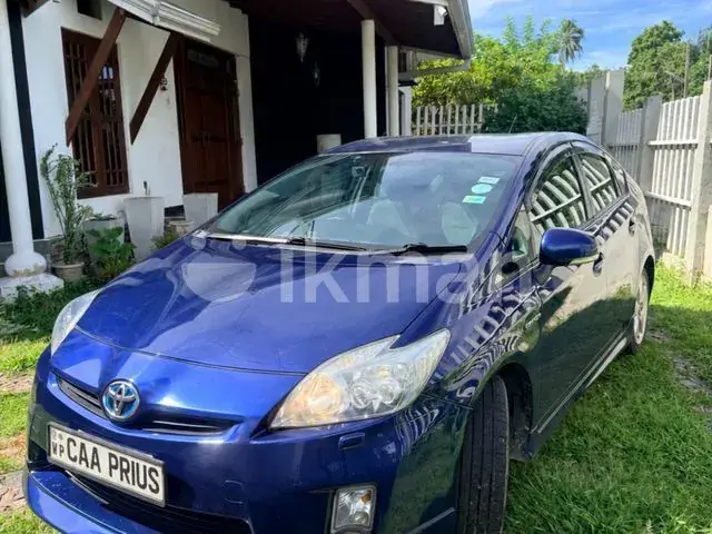Toyota Prius 2011 photo 2