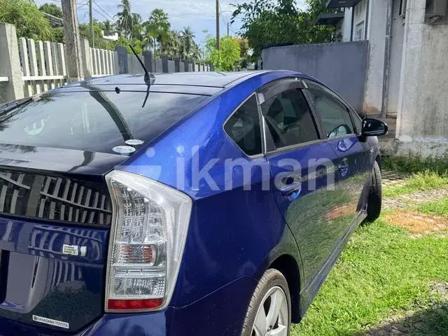 Toyota Prius 2011 photo 5