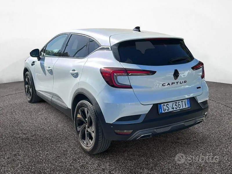 Renault Captur 2024 photo 4